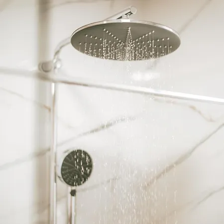 Sunrise * لارنكا